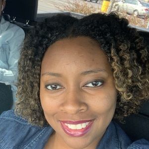 Meet your Posher, Alayna